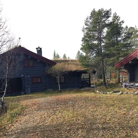 Heibu Four-bedroom Chalet * Skåbu